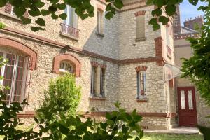 Habitat partagé intergénérationnel - Mansiones Coliving à Chartres