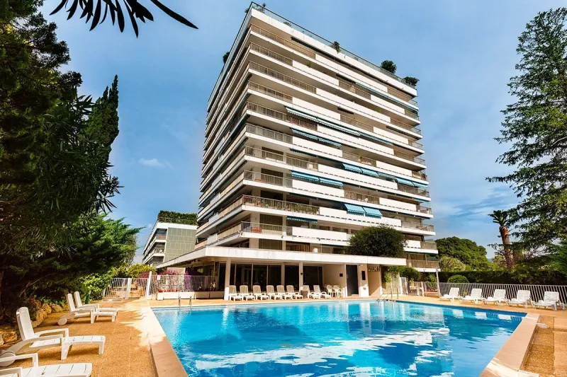 Résidence Services Seniors Les Jardins d'ARCADIE Villa Véra de CANNES