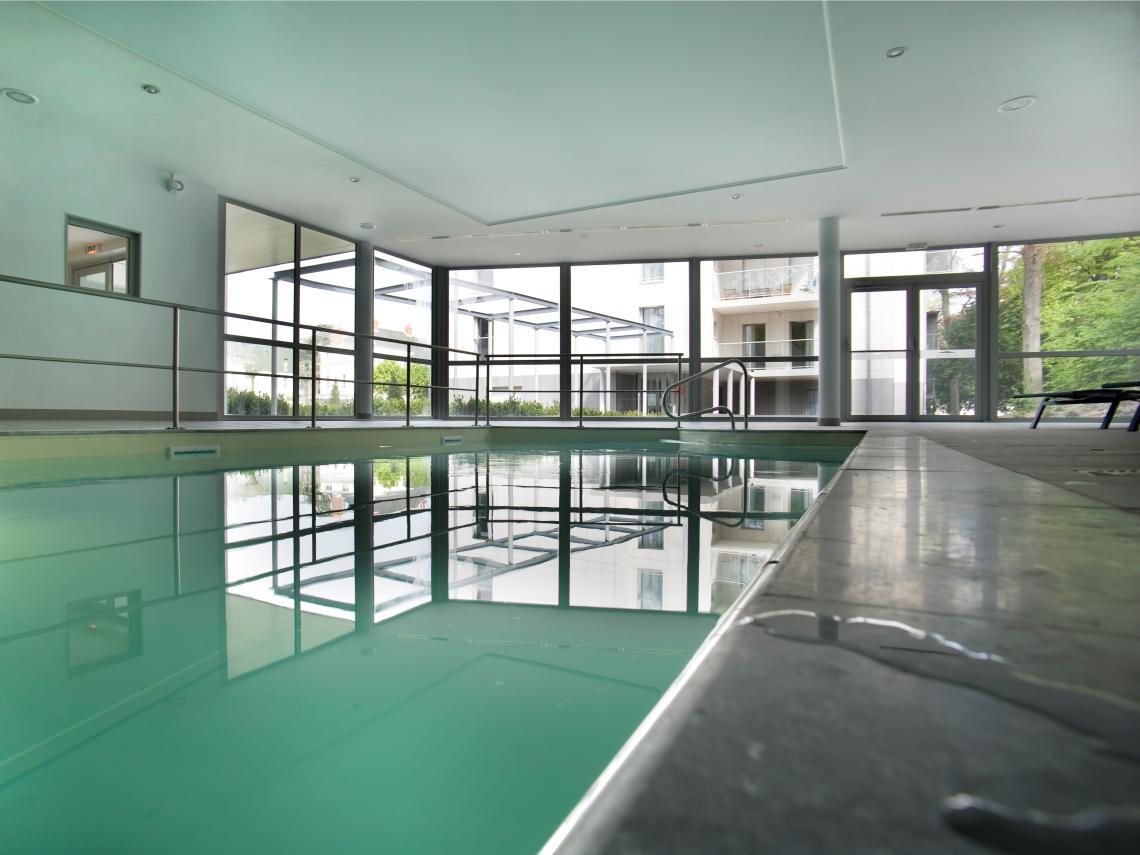  : Piscine de la résidence