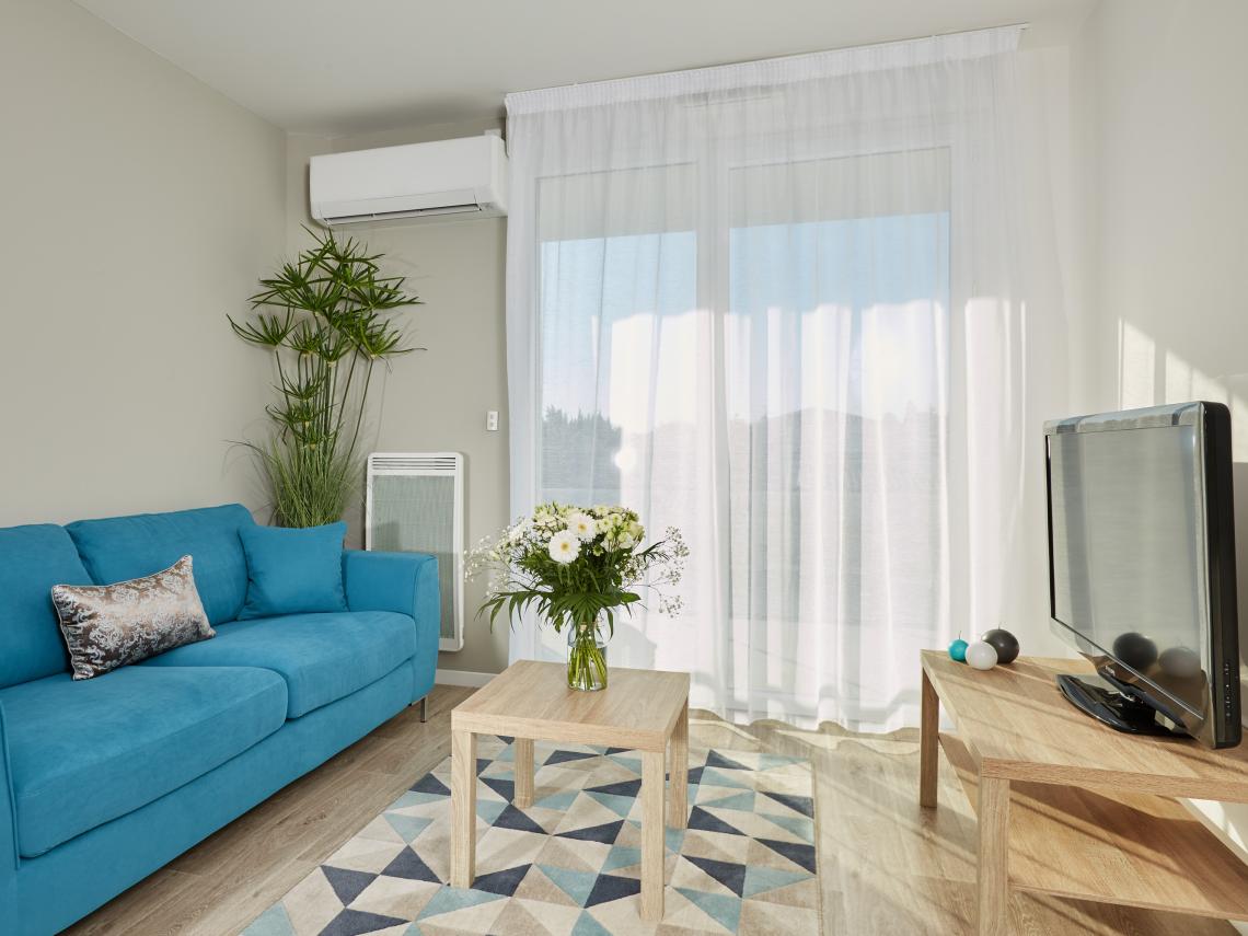 Résidence Senior Les Girandières de Perpignan : Appartement T2, salon