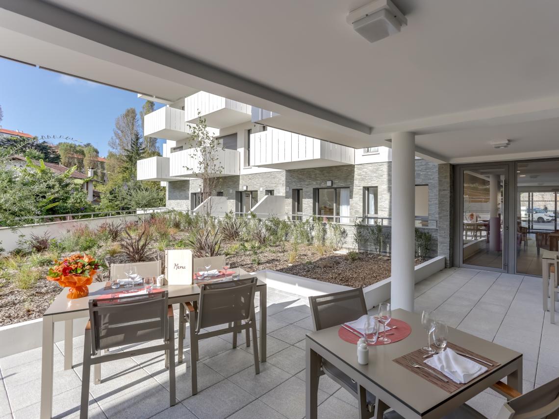 Résidence Seniors Les Girandières Bayonne : Terrasse
