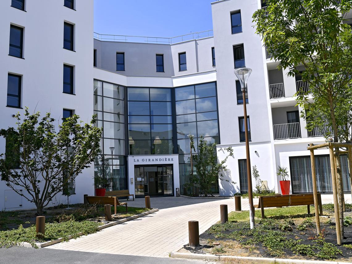Résidence Seniors Les Girandières de Caen Les allées normandes : Résidence Les Girandières à Caen