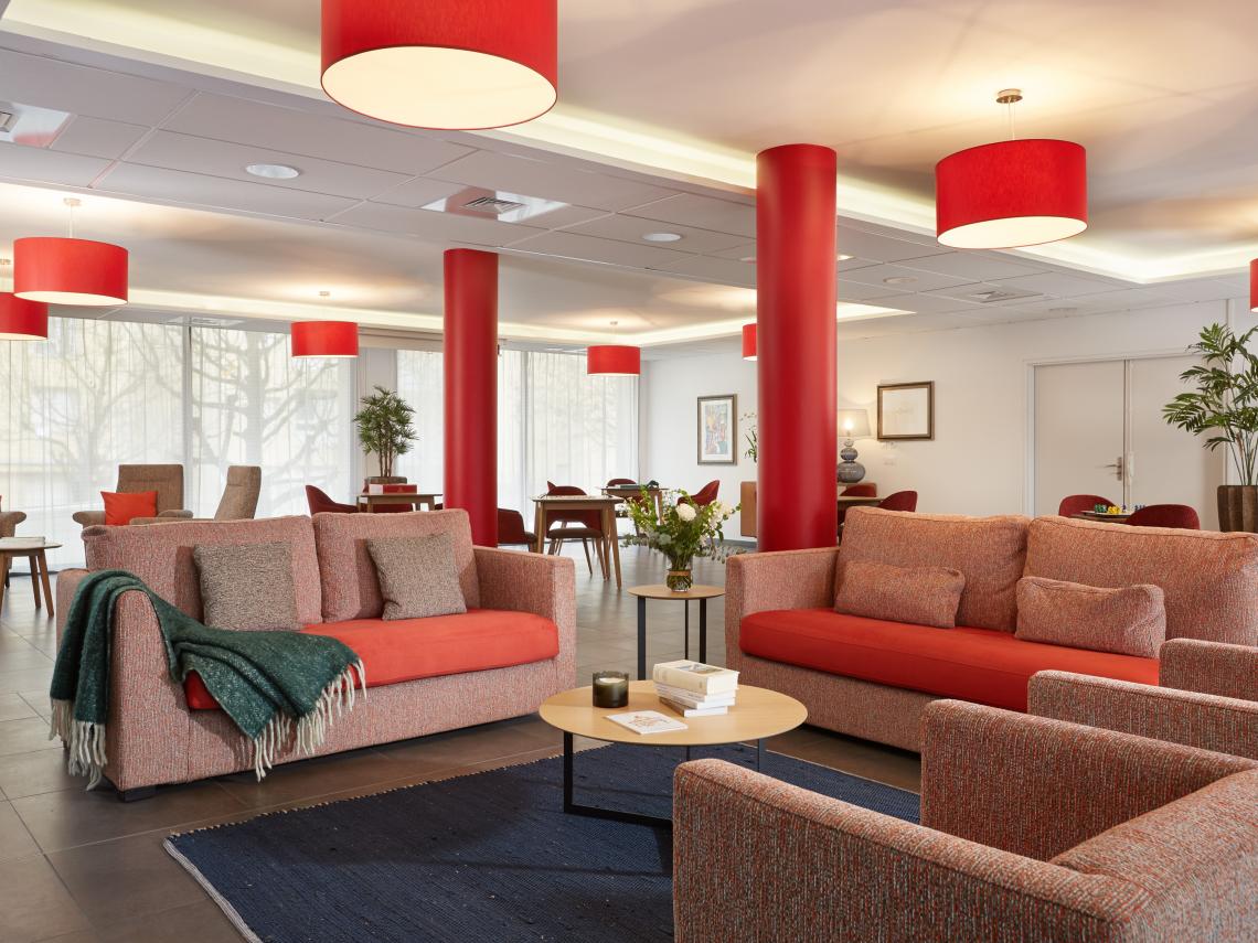 Résidence Senior Les Girandières de L'Isle d'Abeau : Salon de loisirs