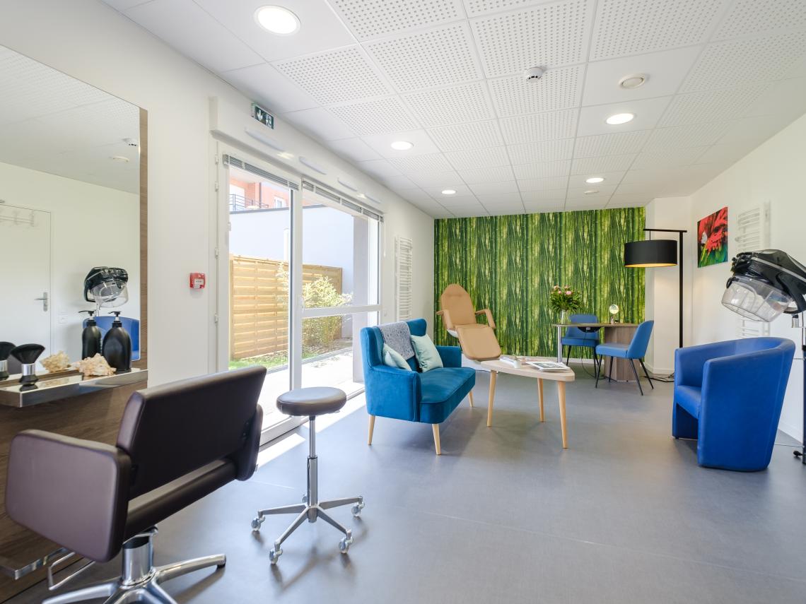 Résidence Seniors Les Girandières d'Hem : Espace Beauté-Coiffure