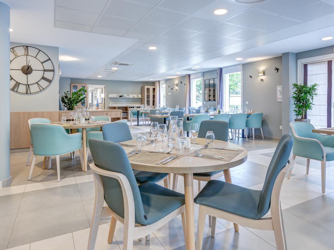 Résidence Seniors Les Girandières de Montigny : Restaurant