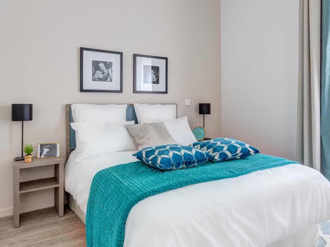 Résidence Seniors Les Girandières de Morangis : Appartement deux pièces, chambre