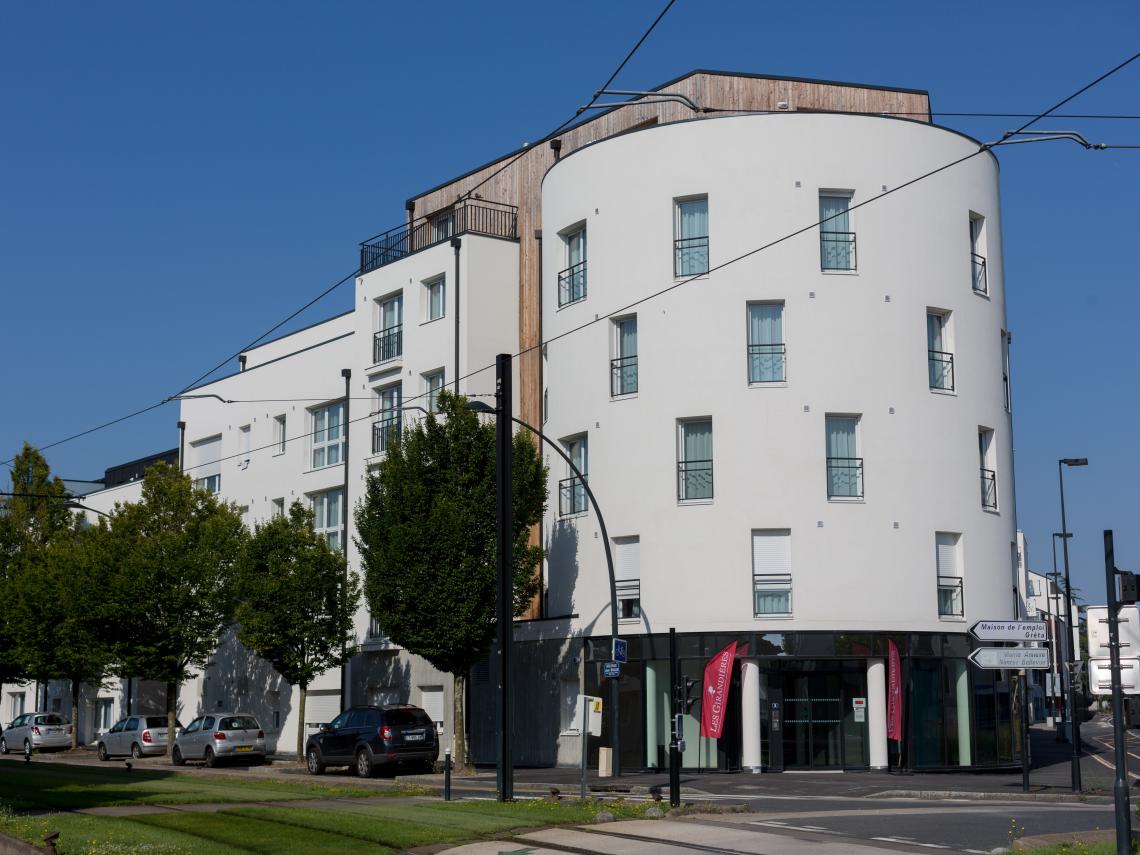 Résidence Senior Les Girandières NANTES : Résidence Les Girandières Patio Serena