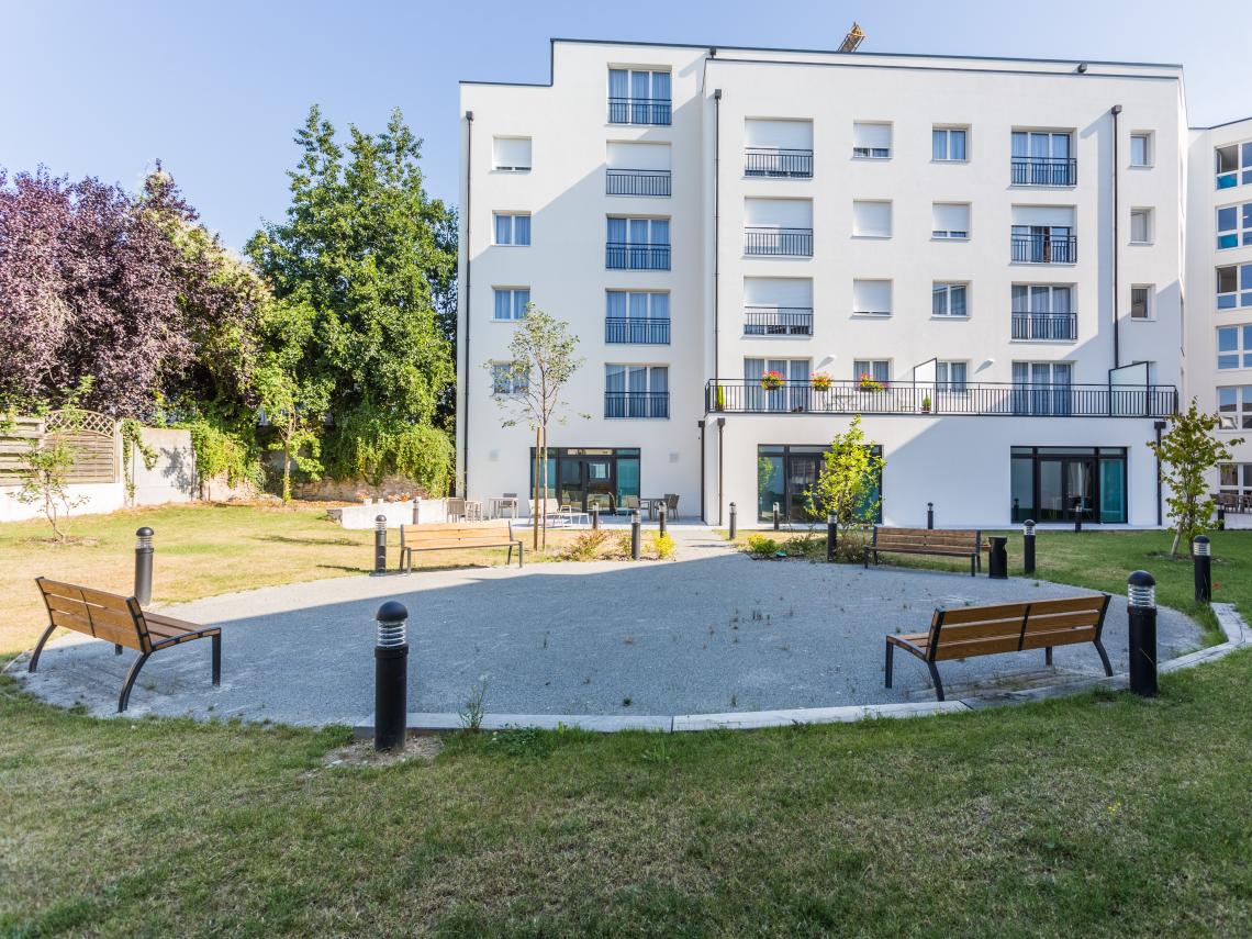 Résidence Senior Les Girandières NANTES : Jardin privé