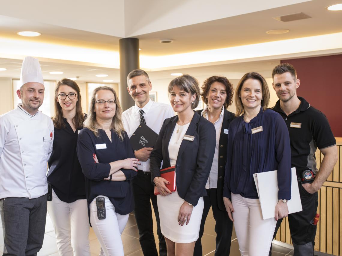 Résidence Seniors Les Girandières de Bruz : Equipe qualifiée présente 7 jours sur 7