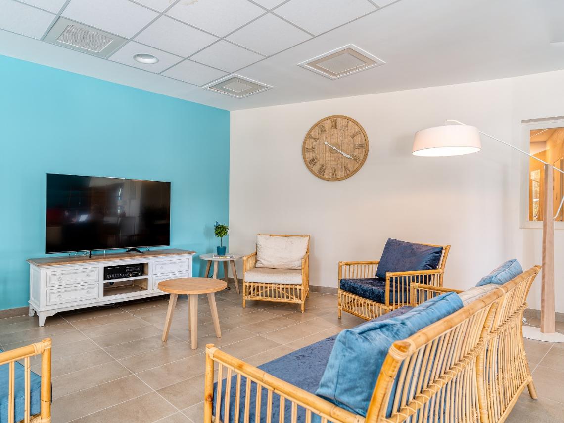 Avel by Heurus