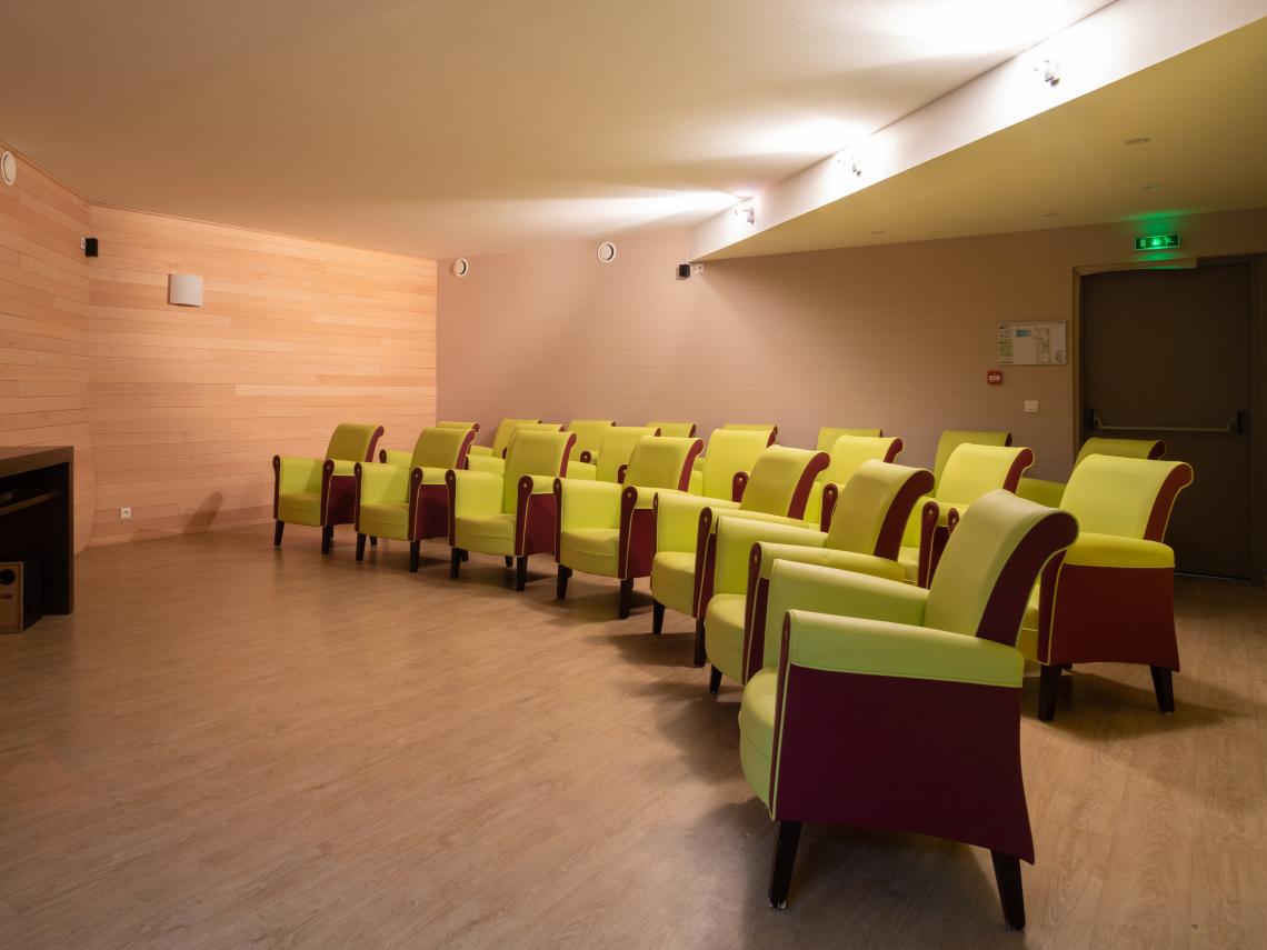 Les Essentielles Pont-Aven - Résidence Seniors : Home cinéma