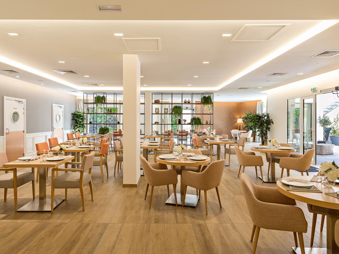 Résidence Services La Calende : Restaurant