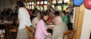 "Après-midi guinguette" pour les seniors des Hauts-de-Seine