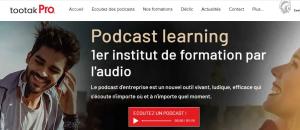 Un podcast learning pour former les auxiliaires de vie