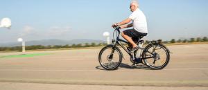 Bien etre et beaute 3eme age et personnes agees : Senior faite du vélo : Tomybike, une jeune marque française vous propose un vélo 100% plaisir