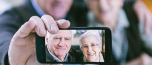 Les seniors et les réseaux sociaux