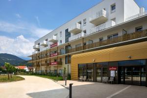 Résidence Seniors Les Girandières Echirolles (Grenoble) - résidence avec service Senior