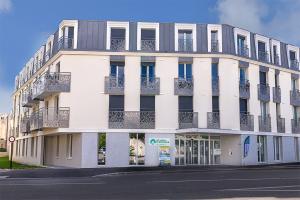 Vacances Senior en Résidence Services Senior à Bourges - Idéal couple Seniors