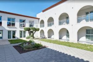 Chambre EHPAD  à Saint-Victoret - Lot LMNP géré par COLISEE - Revenu locatif immédiat 6,50 %