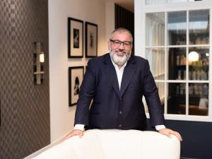  alt="Résidence senior Villa Beausoleil : « TRAVAILLER PAREIL POUR GAGNER PLUS »"