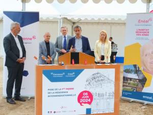  alt="Une Nouvelle Ère pour Blaye : La Première Pierre de la Résidence Intergénérationnelle est Posée"
