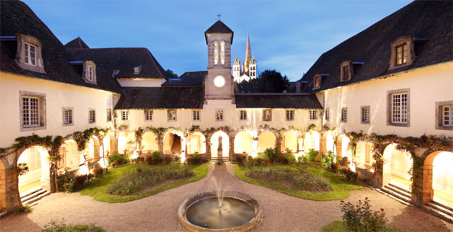 VILLA MEDICIS AUTUN