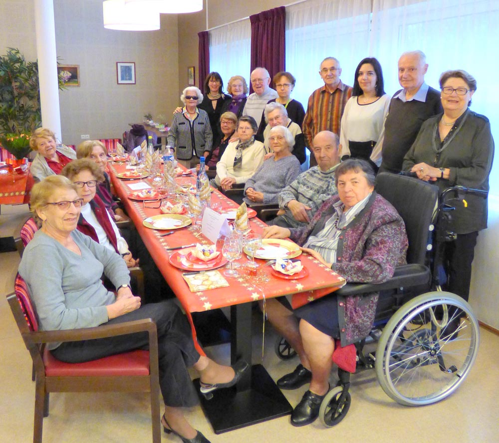 Résidence Idylia - Le Parc de Morchêne : Repas partagé