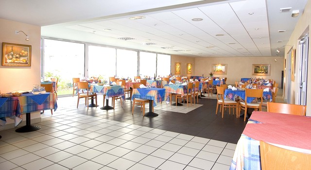 Résidence DOMITYS Le Clos de la Cheminée Ronde : Le restaurant