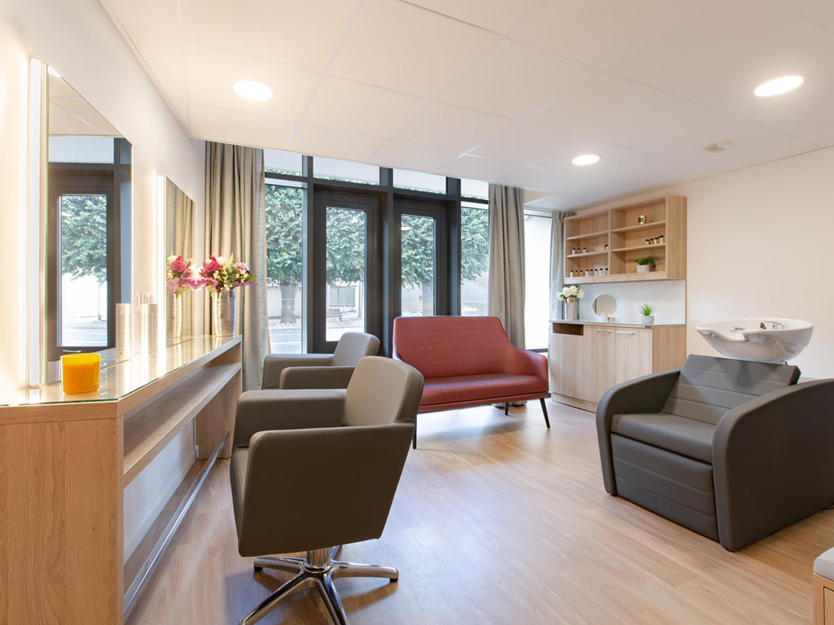 Résidence Seniors Les Girandières Orléans : Espace beauté