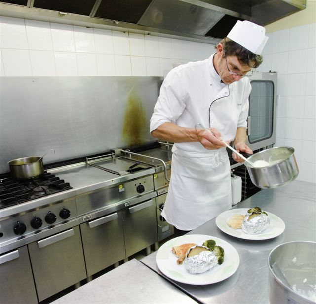 Les Résidentiels de St-Sulpice de Royan : Un chef sur place cuisine des produits frais