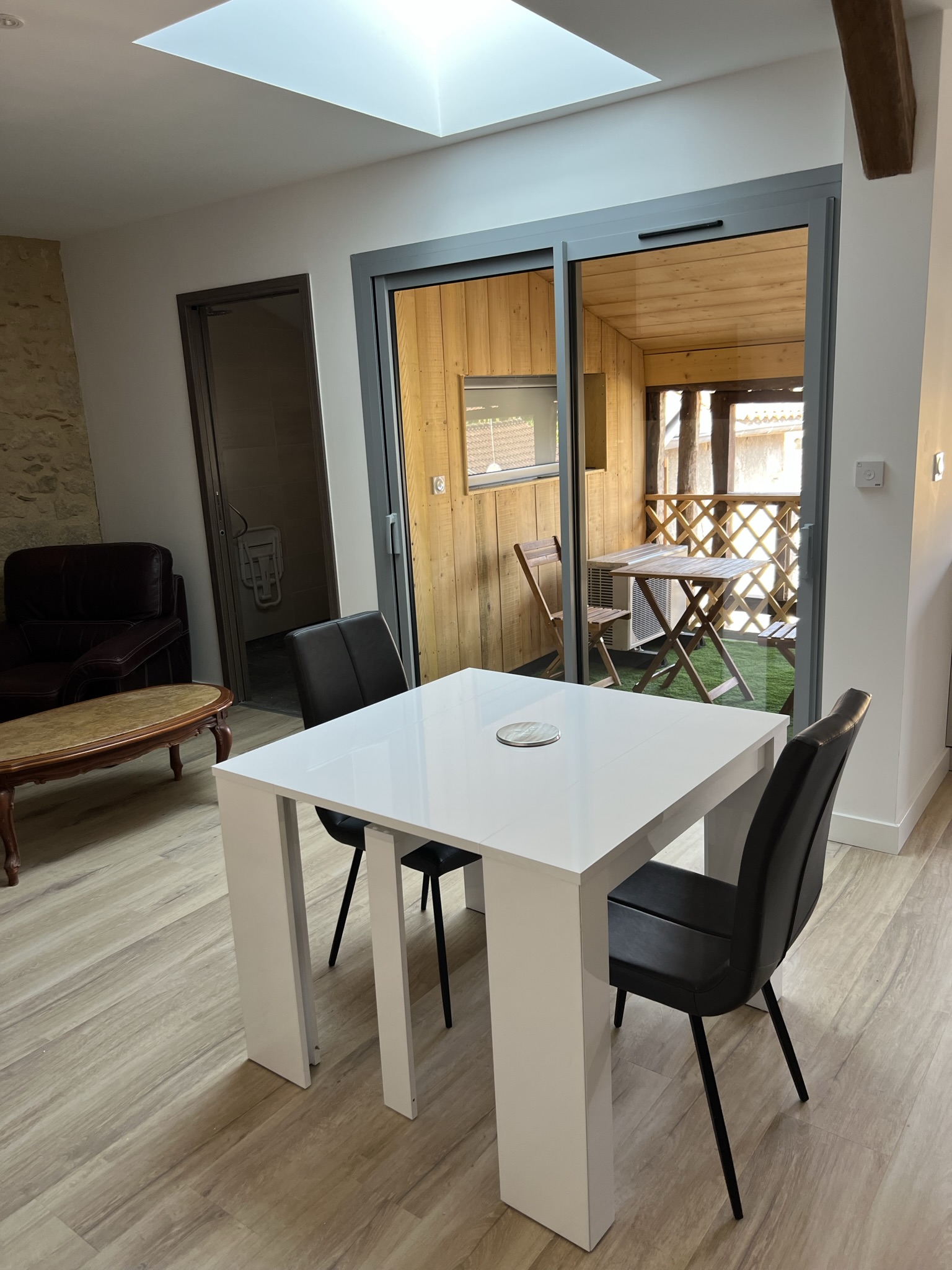 appartement 3 au 2eme etage